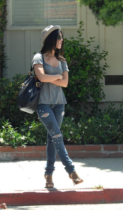Current/Elliott Slouchy Skinny Jeans