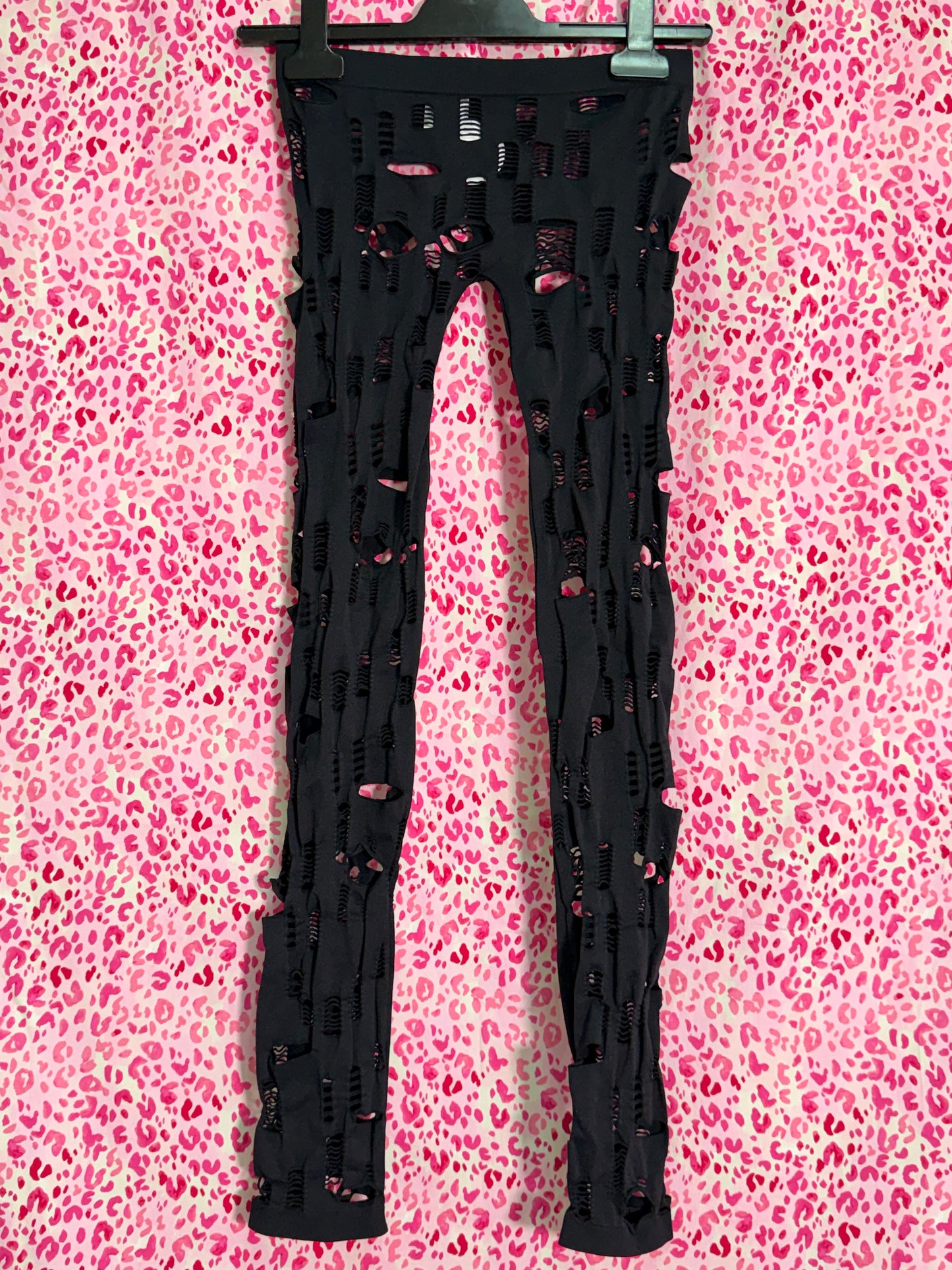 6126 Ripped Leggings