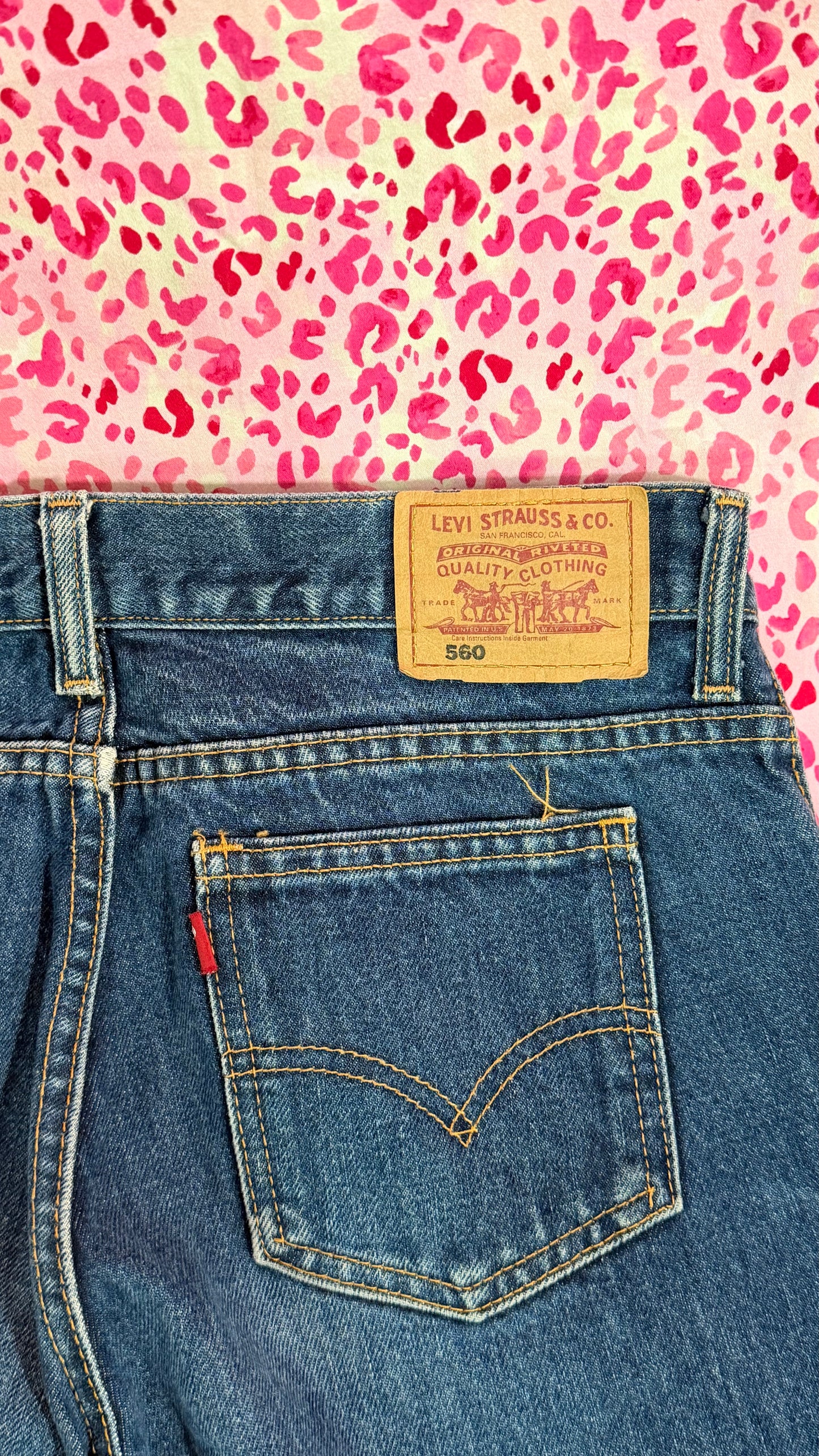 Levis 560 bootcut jeans