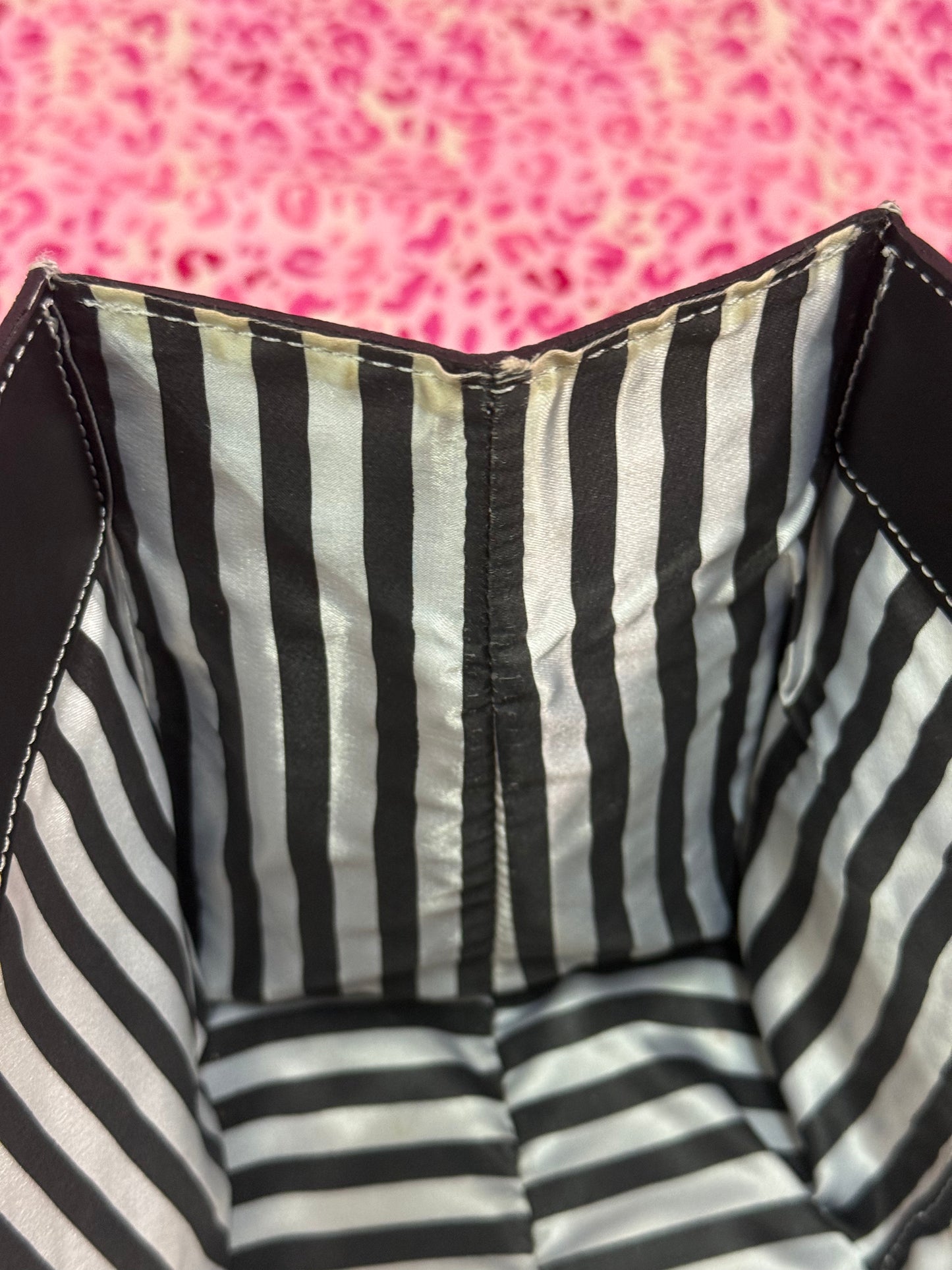 Samantha Thavasa x Nicky Hilton I Love NY Bag